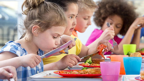 Children eating lunch